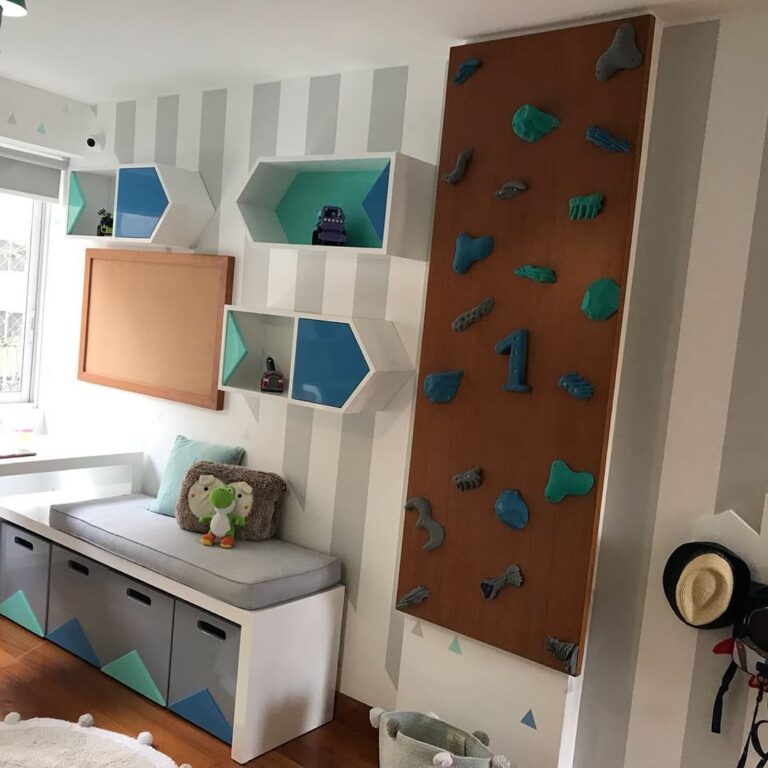 Klettergriffe Volumen Macros – Lösungen für Boulderwände, Hallen & Kinderwelten | RX Climbing Holds 11 Kinderkletterwand im Kinderzimmer mit Klettergriffen von RX Climbing Holds